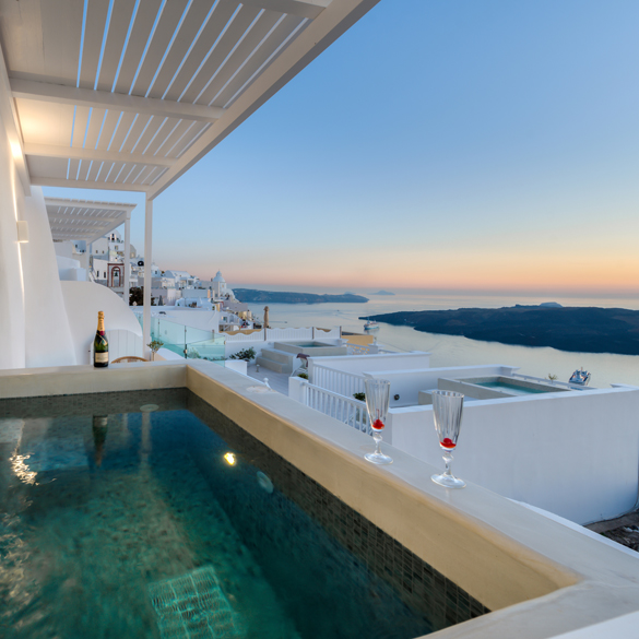 Cave Honeymoon Suite